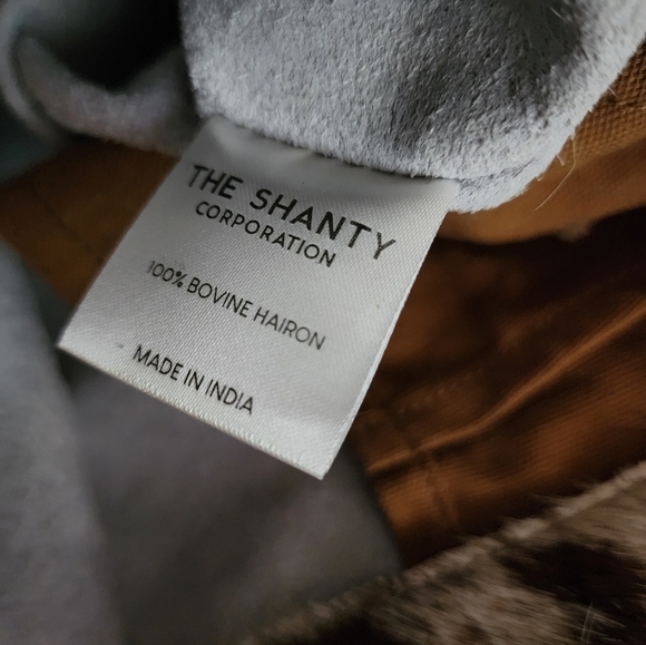 NEW The Shanty Corporation Hunter Cowhide Shoulder Tote - Picture 11 of 12